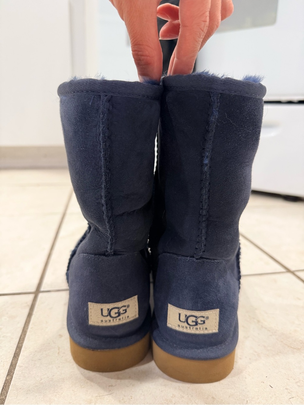 UGG Australia Classic Short Boots – Navy Blue – Women’s 7